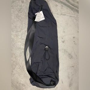 Lululemon yoga mat bag